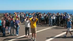 Birdwatchers at Hawk Ridge 2