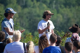 Hawk Ridge Naturalists Teaching Students by L Lee